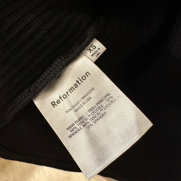 REFORMATION Cassi Knit Midi Dress (D9) - Picture 9 of 10